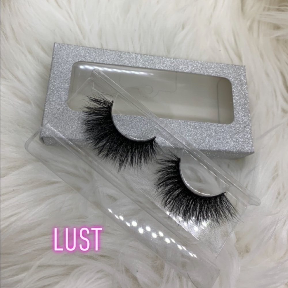 Mink Lash extensions